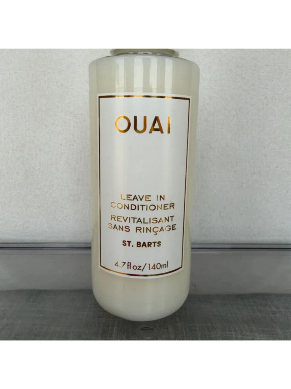 NEW OUAI ST BARTS DETANGLING LEAVE IN CONDITIONER 140ML 4.7FL OZ